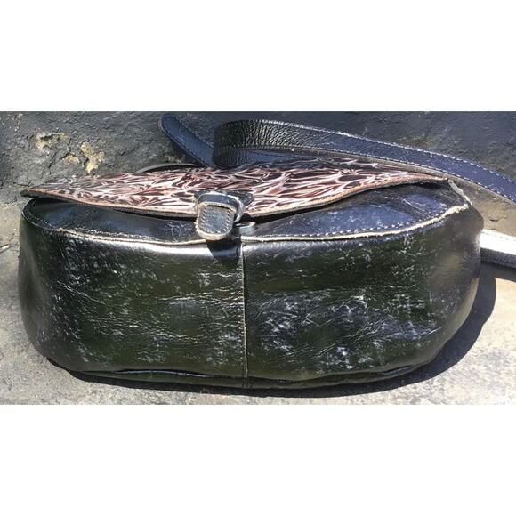 Patricia Nash Crossbody Tooled Black Leather Black New w/o tags - Picture 5 of 9